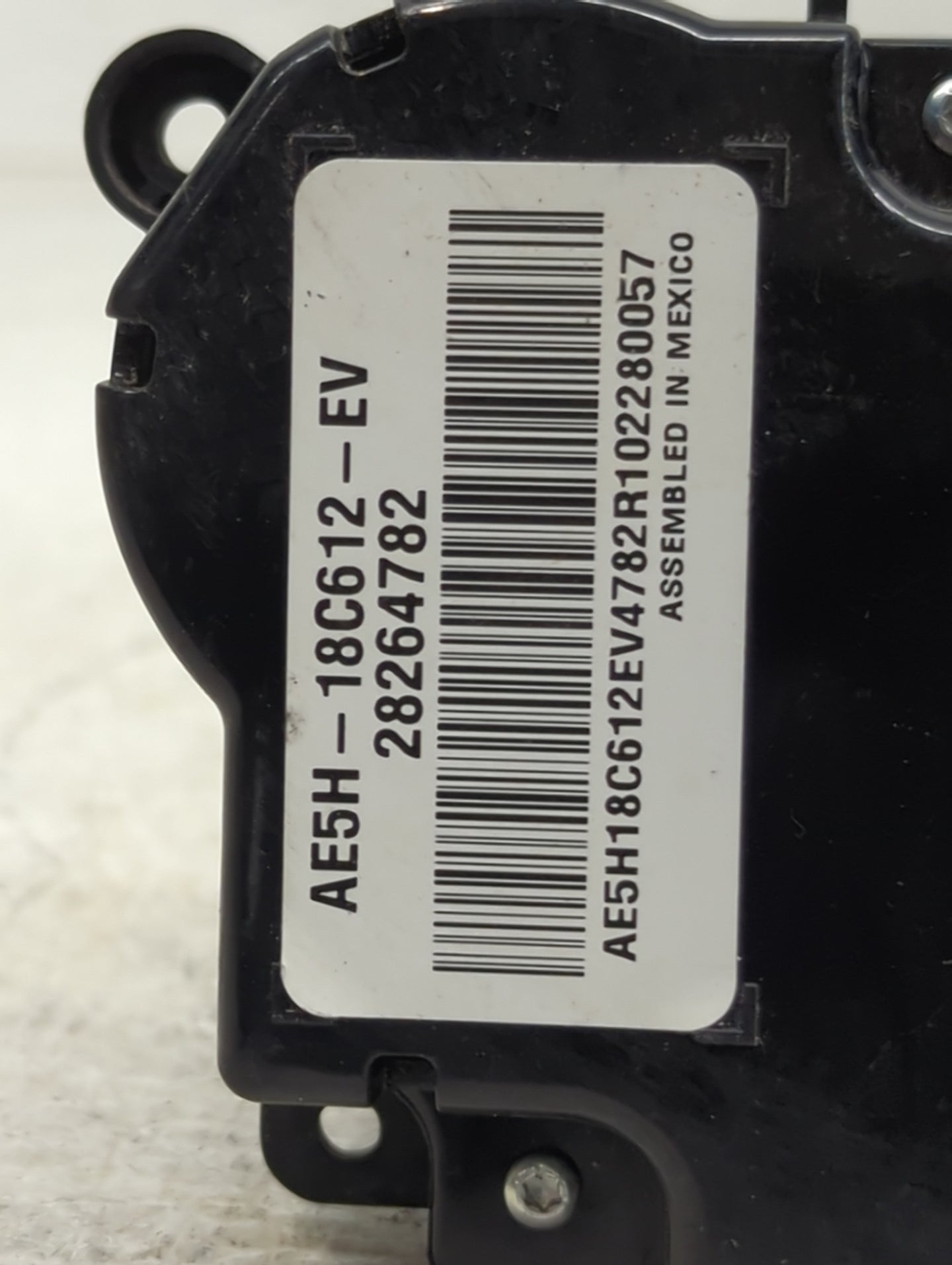 2010-2012 Ford Fusion Climate Control Module Temperature AC/Heater Replacement P/N:28264782 AE5H-18C612-EV Fits OEM Used Aut