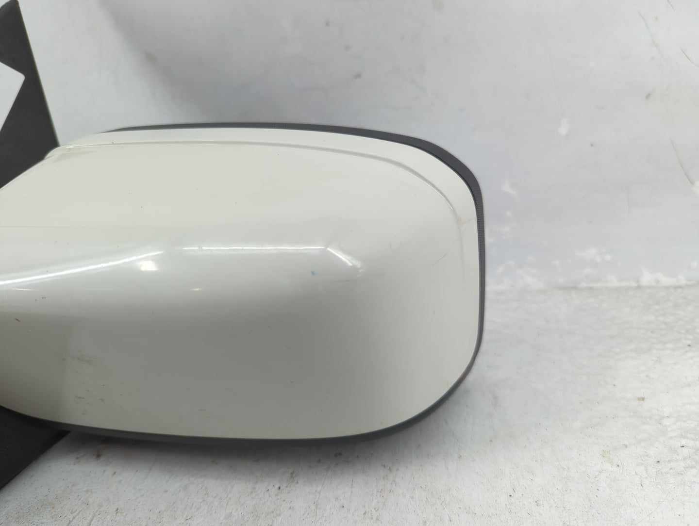 2011-2012 Ford Fusion Driver Side View Mirror - Left Door Mirror OEM Used - Oemusedautoparts1.com