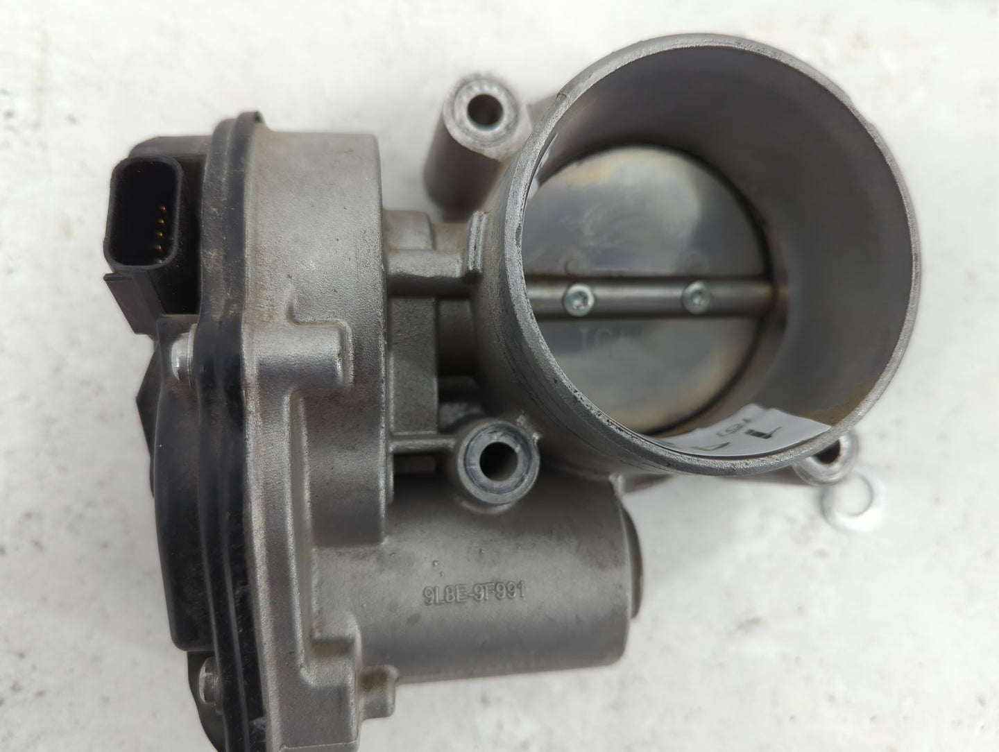 2010-2012 Ford Fusion Throttle Body Fits Fits 2009 2010 2011 2012 OEM Used Auto Parts - Oemusedautoparts1.com