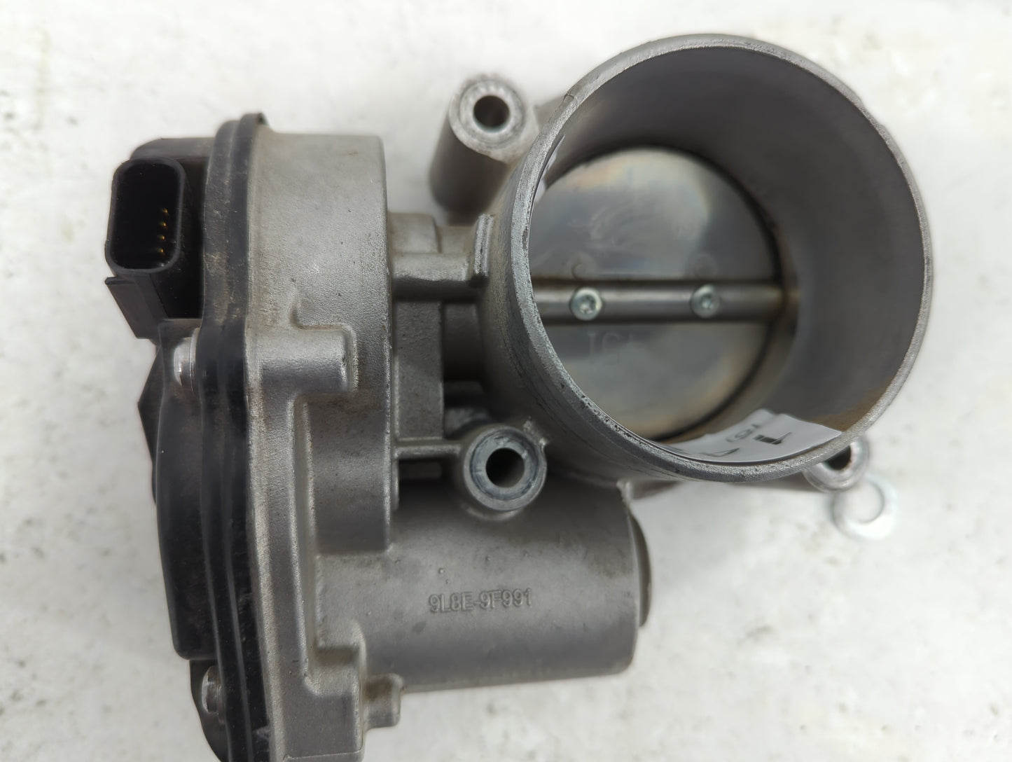 2010-2012 Ford Fusion Throttle Body Fits Fits 2009 2010 2011 2012 OEM Used Auto Parts - Oemusedautoparts1.com