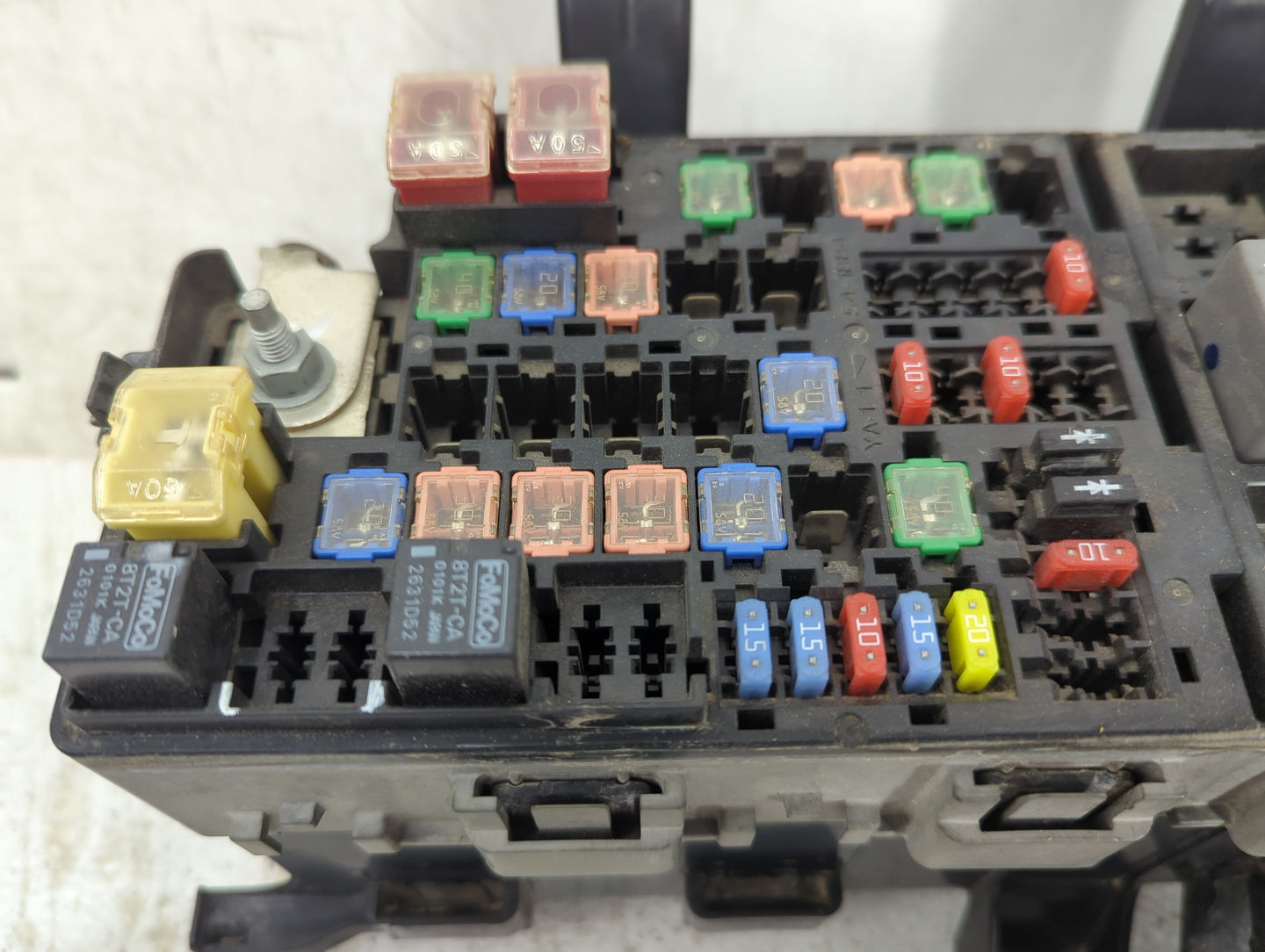 2010-2012 Ford Fusion Fusebox Fuse Box Panel Relay Module P/N:5C3T-14B192-AA 8T2T-CA Fits Fits 2010 2011 2012 OEM Used Auto 