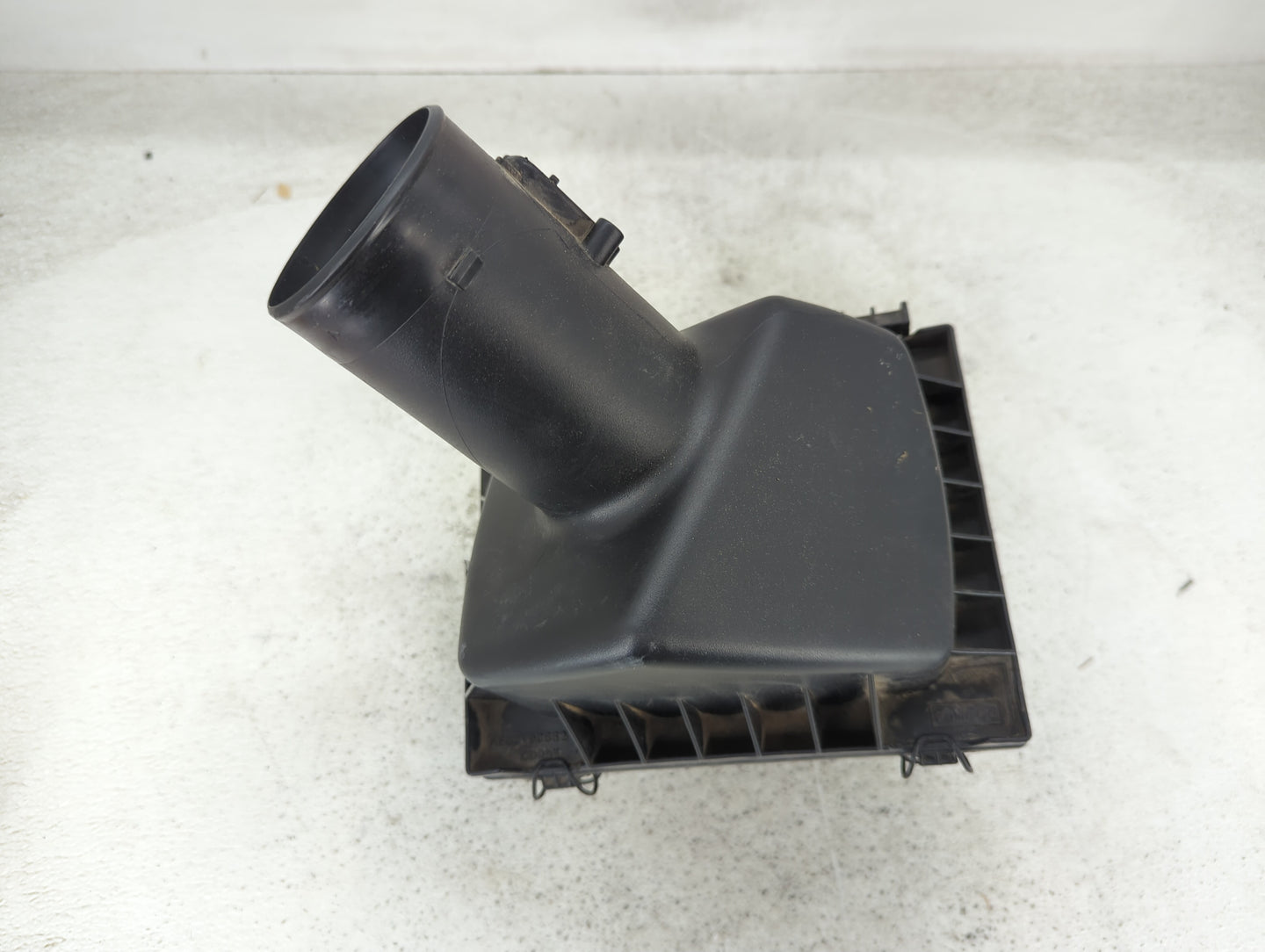 2010-2012 Ford Fusion Air Cleaner Intake-duct Hose Tube - Oemusedautoparts1.com