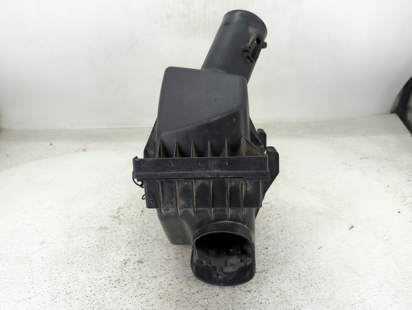 2010-2012 Ford Fusion Air Cleaner Intake-duct Hose Tube - Oemusedautoparts1.com
