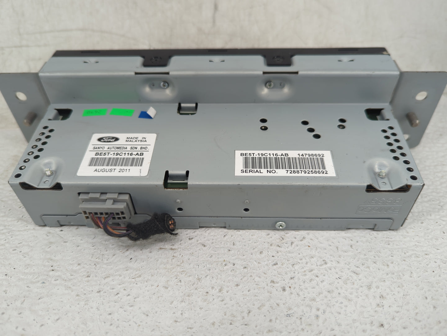 2010-2012 Ford Fusion Information Display Screen - Oemusedautoparts1.com