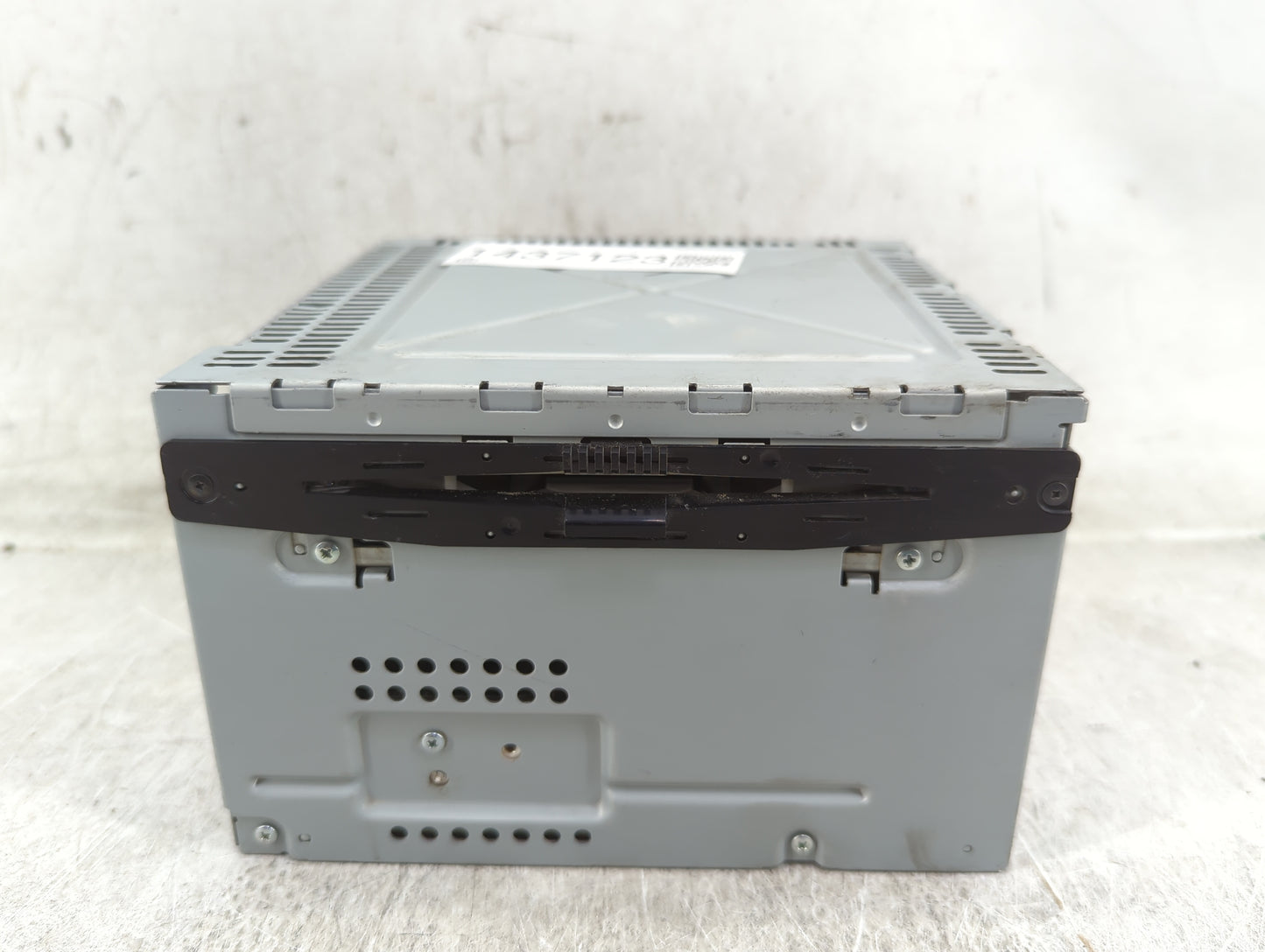 2012 Ford Fusion Radio AM FM Cd Player Receiver Replacement P/N:BE5T-19C157-AB Fits OEM Used Auto Parts - Oemusedautoparts1.