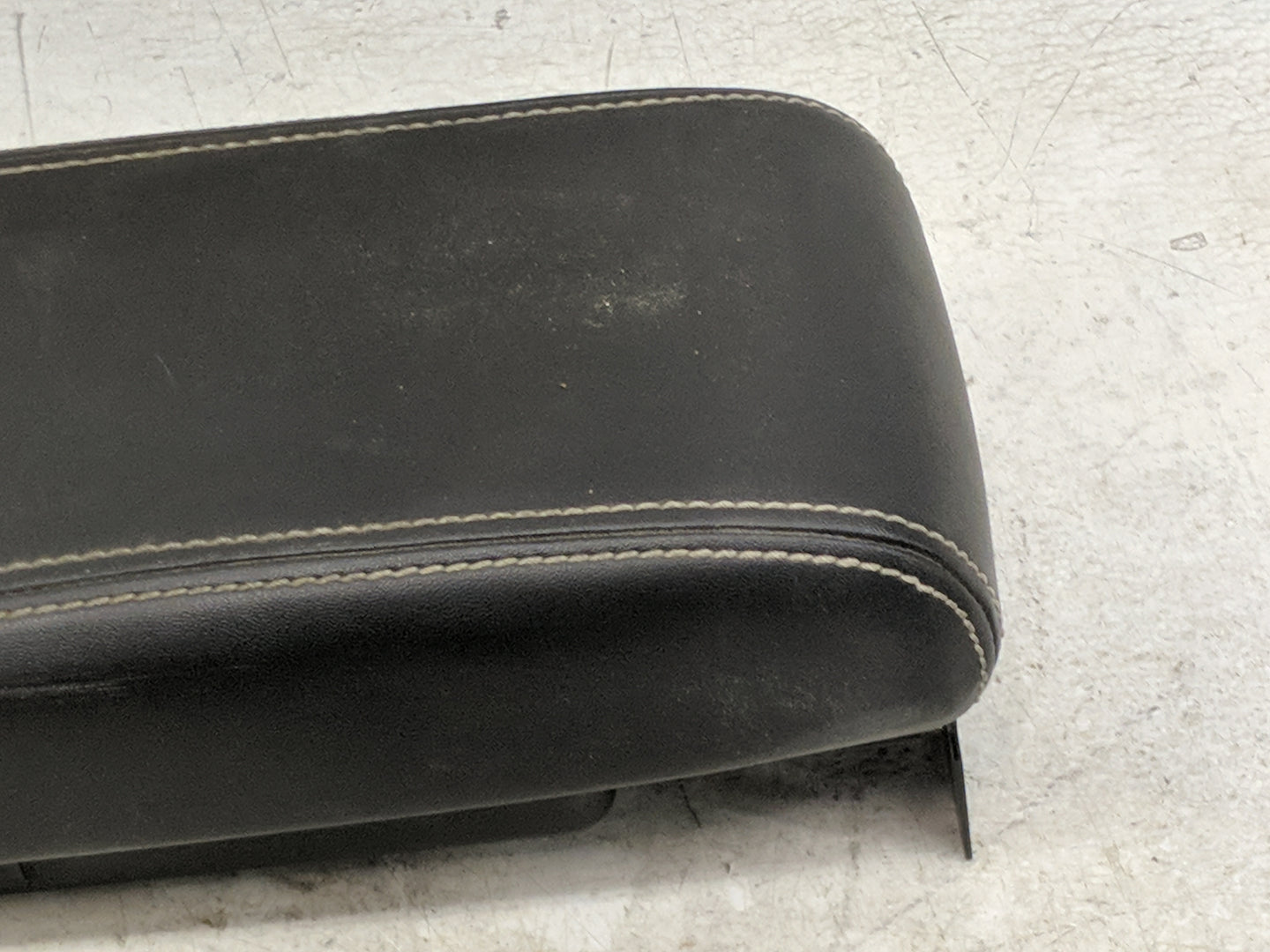 2012 Ford Fusion Center Console Armrest Cover Lid Fits OEM Used Auto Parts - Oemusedautoparts1.com