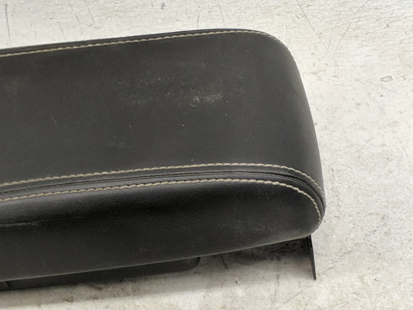 2012 Ford Fusion Center Console Armrest Cover Lid Fits OEM Used Auto Parts - Oemusedautoparts1.com