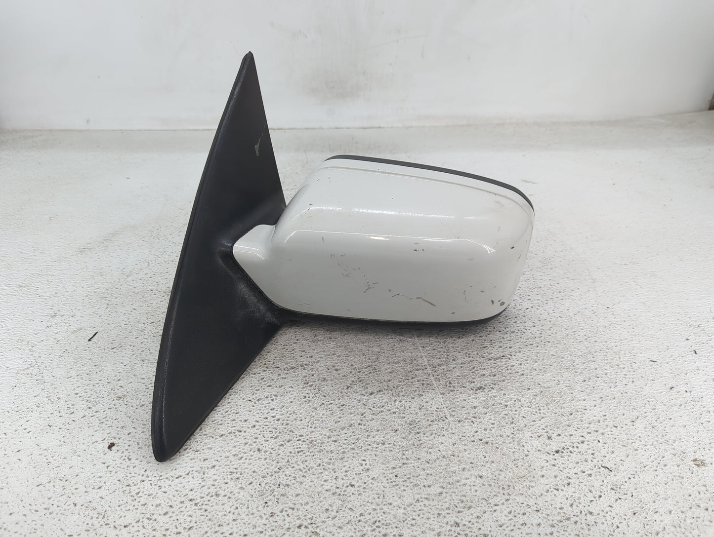 2011-2012 Ford Fusion Driver Side View Mirror - Left Door Mirror OEM Used - Oemusedautoparts1.com