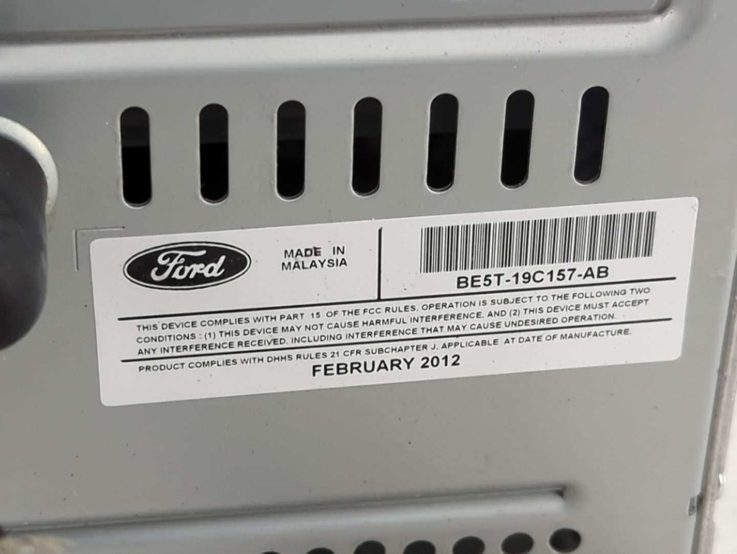 2011-2012 Ford Fusion Radio AM FM Cd Player Receiver Replacement P/N:BE5T-19C157-AB Fits Fits 2011 2012 OEM Used Auto Parts 