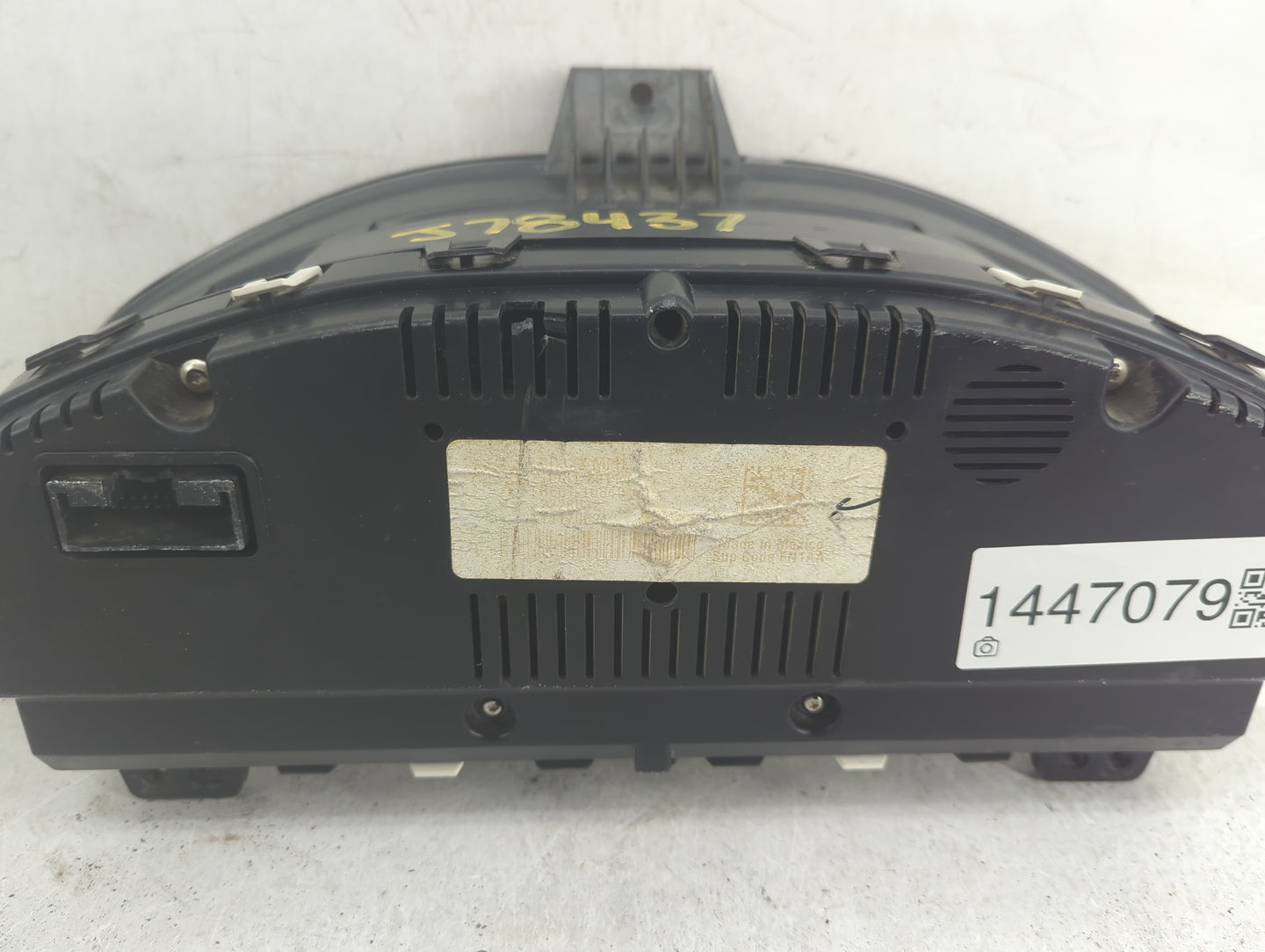 2012 Ford Fusion Instrument Cluster Speedometer Gauges P/N:8E5T-10849-DF Fits OEM Used Auto Parts - Oemusedautoparts1.com