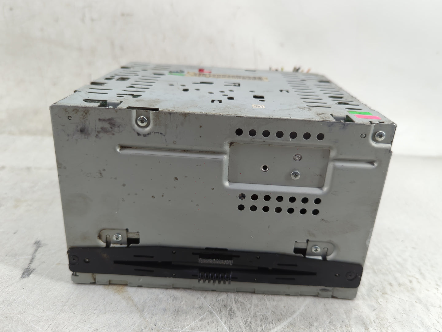 2010-2012 Ford Fusion Radio AM FM Cd Player Receiver Replacement P/N:BE5T-19C157-AB Fits Fits 2010 2011 2012 OEM Used Auto P
