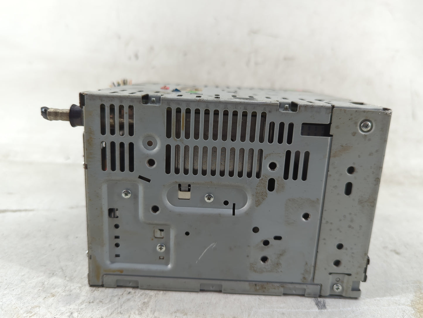 2010-2012 Ford Fusion Radio AM FM Cd Player Receiver Replacement P/N:BE5T-19C157-AB Fits Fits 2010 2011 2012 OEM Used Auto P