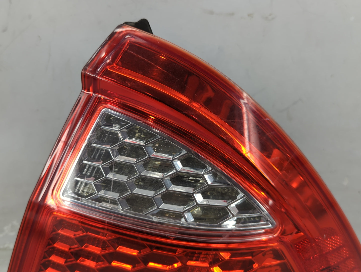 2010-2012 Ford Fusion Tail Light Assembly Passenger Right OEM P/N:9E53-13B504-A Fits Fits 2010 2011 2012 OEM Used Auto Parts