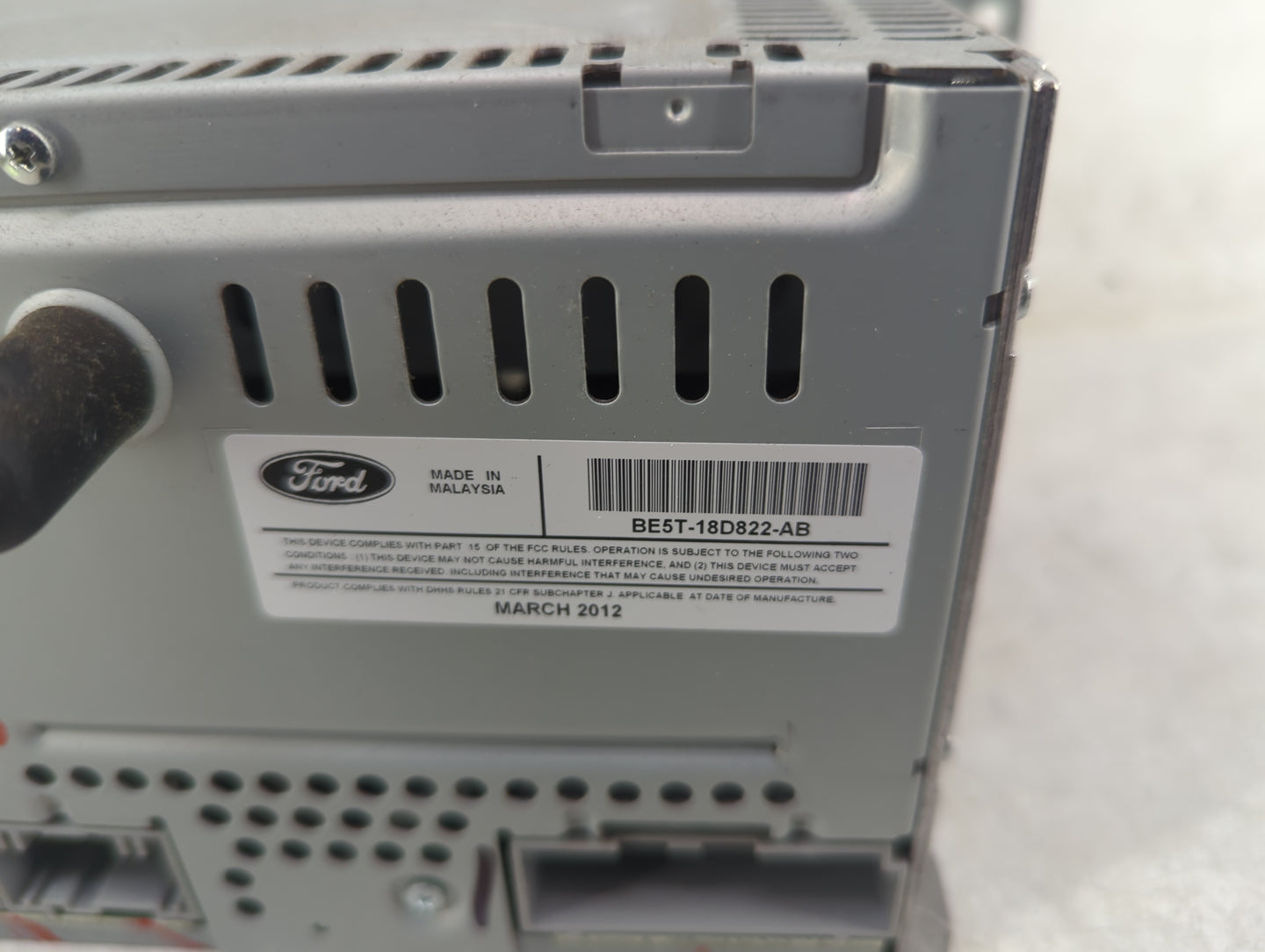 2011-2012 Ford Fusion Radio AM FM Cd Player Receiver Replacement P/N:BE5T-18D822-AB Fits Fits 2011 2012 OEM Used Auto Parts 