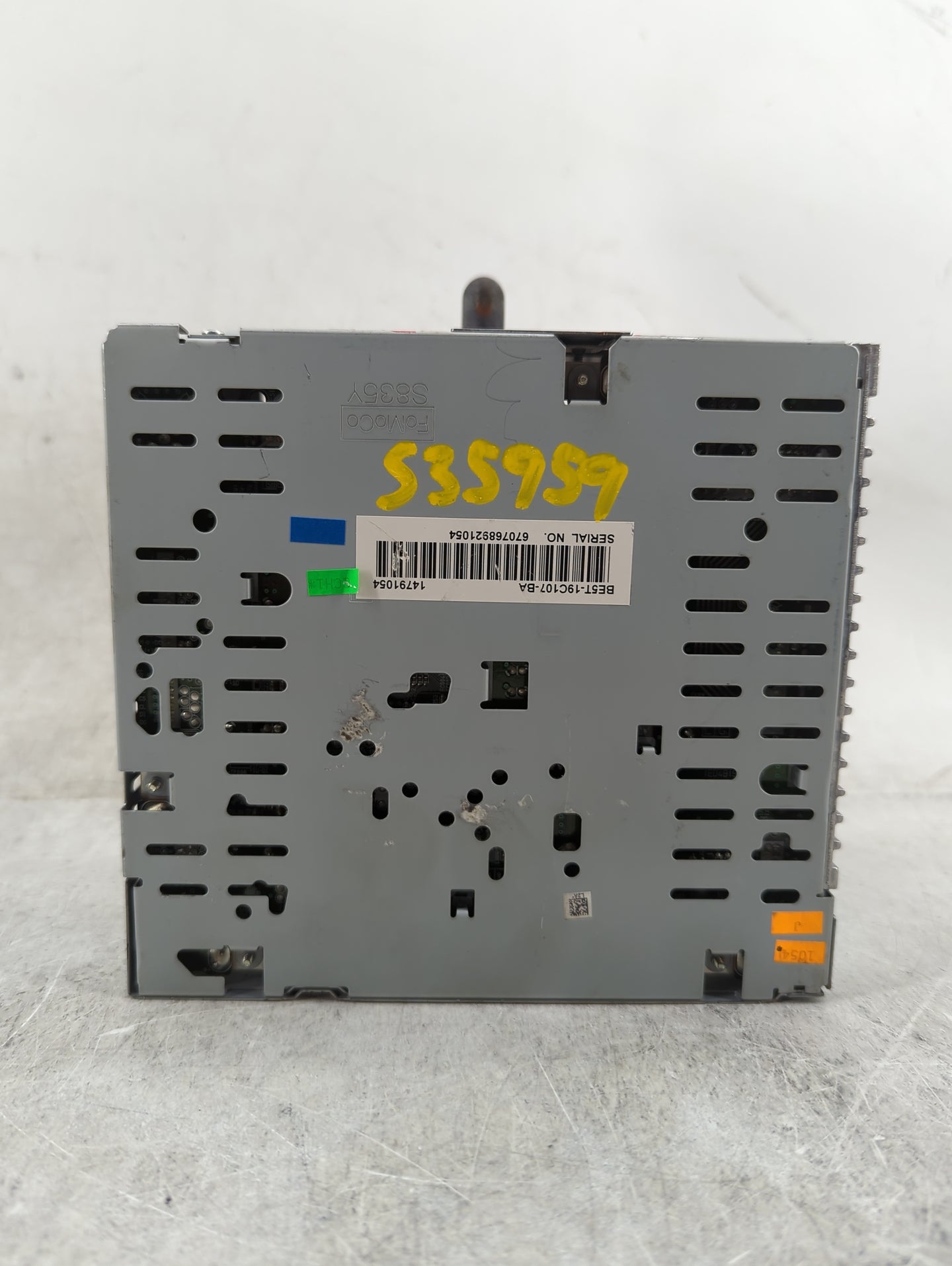 2011-2012 Ford Fusion Radio AM FM Cd Player Receiver Replacement P/N:BE5T-1C107-BA Fits Fits 2011 2012 OEM Used Auto Parts -
