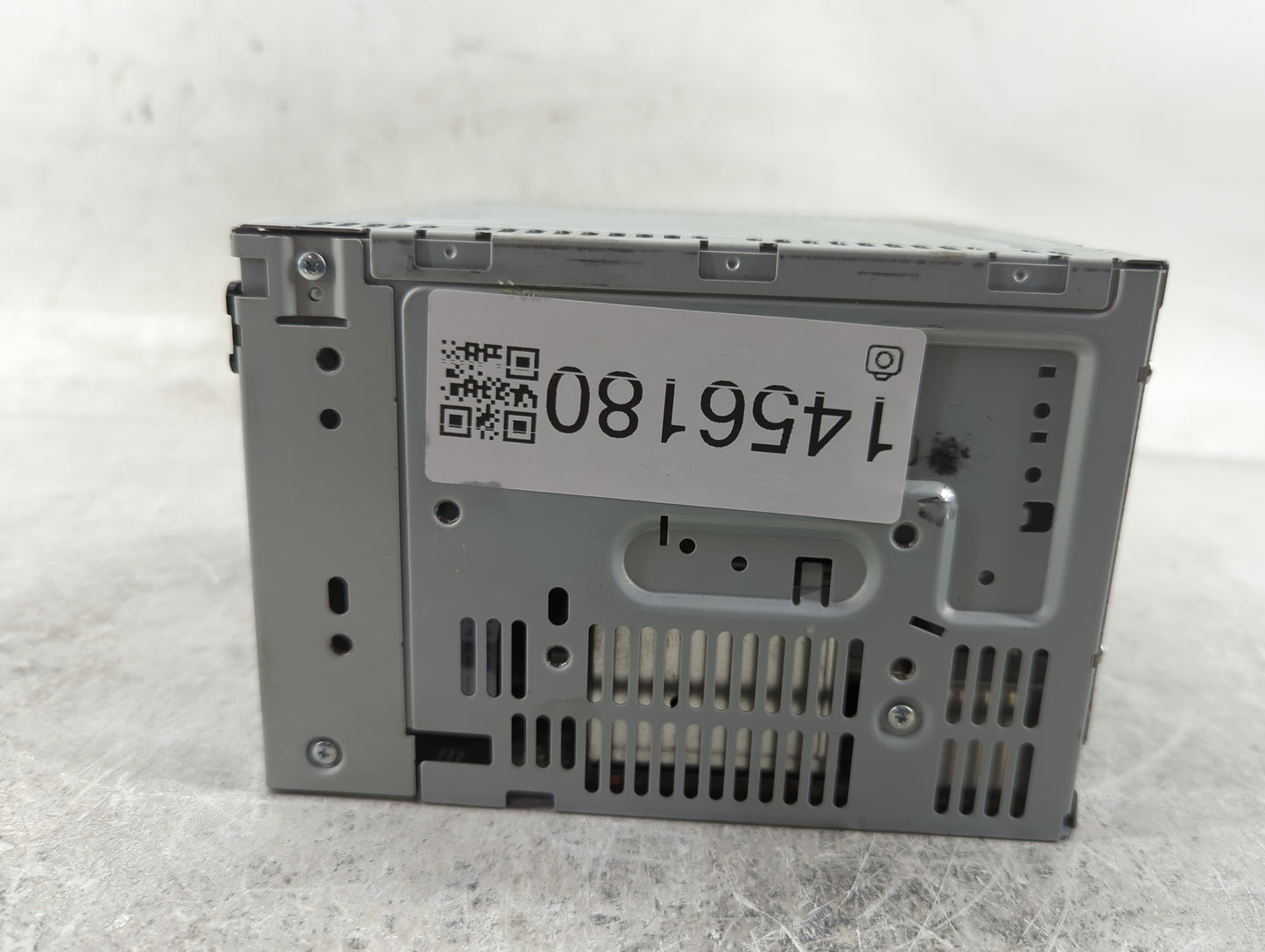 2011-2012 Ford Fusion Radio AM FM Cd Player Receiver Replacement P/N:BE5T-1C107-BA Fits Fits 2011 2012 OEM Used Auto Parts -