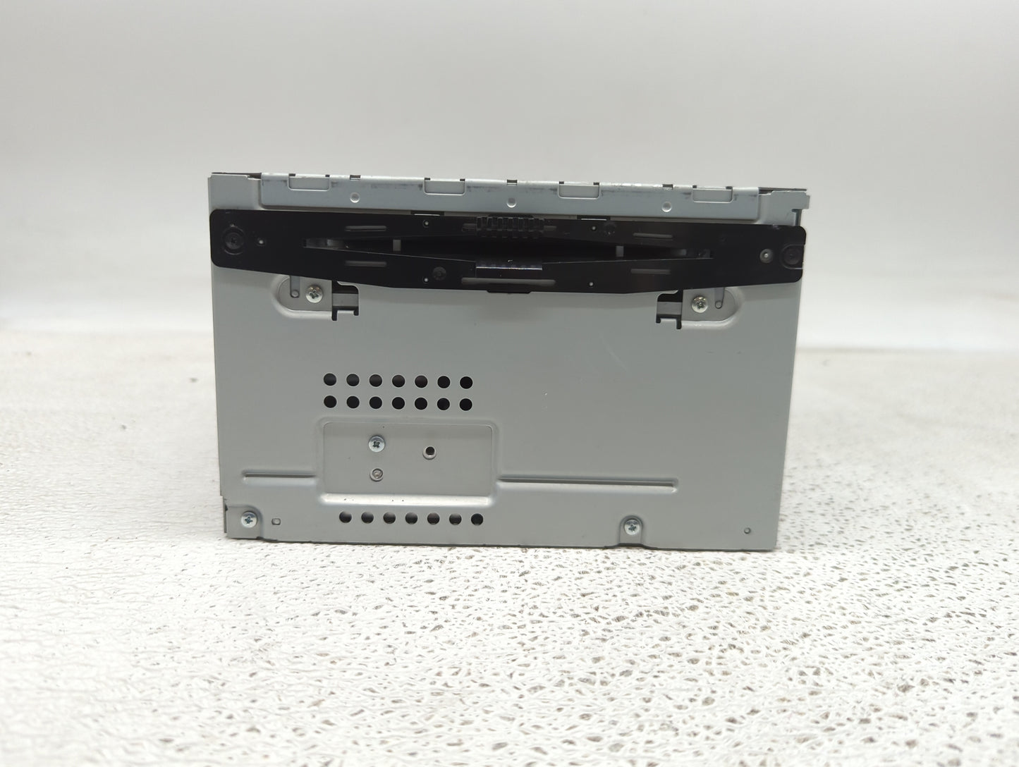 2011-2012 Ford Fusion Radio AM FM Cd Player Receiver Replacement P/N:BE5T-19C157-AB Fits Fits 2011 2012 OEM Used Auto Parts 