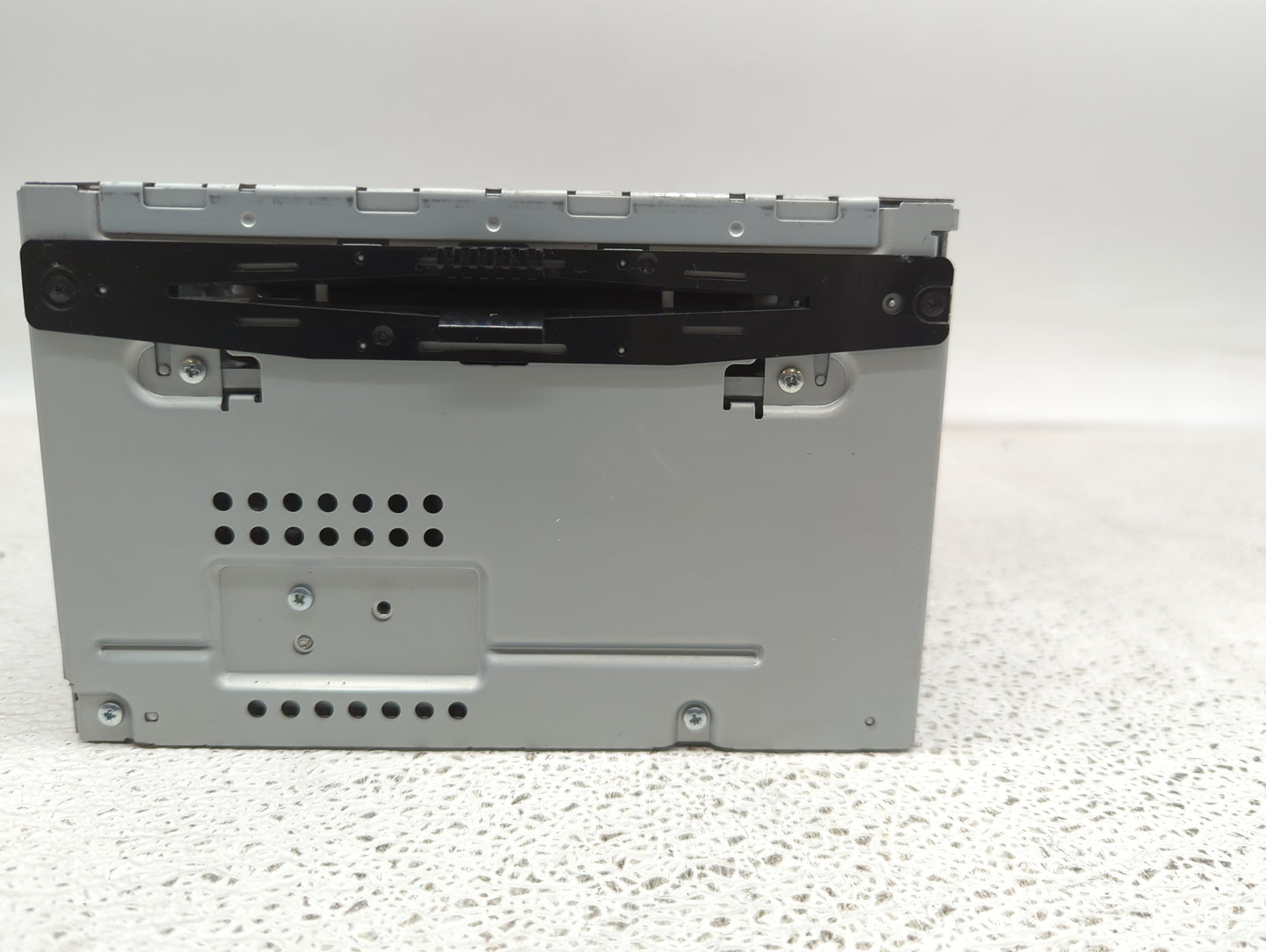 2011-2012 Ford Fusion Radio AM FM Cd Player Receiver Replacement P/N:BE5T-19C157-AB Fits Fits 2011 2012 OEM Used Auto Parts 
