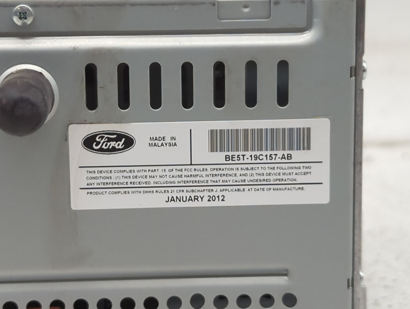 2011-2012 Ford Fusion Radio AM FM Cd Player Receiver Replacement P/N:BE5T-19C157-AB Fits Fits 2011 2012 OEM Used Auto Parts 