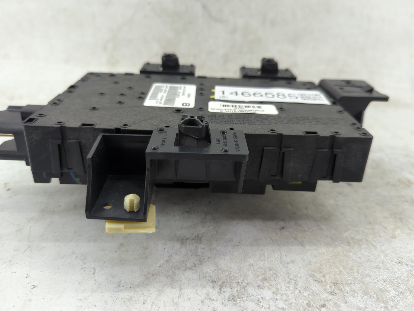 2010-2012 Ford Fusion Fusebox Fuse Box Panel Relay Module P/N:5S0F90167 AG1T-14B476-CD, AG1T-15604-BG Fits Fits 2010 2011 20