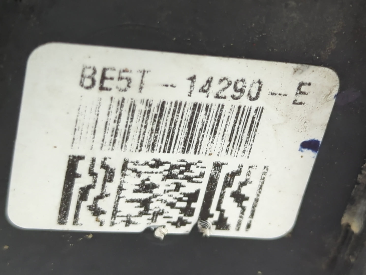 2010-2012 Ford Fusion Fusebox Fuse Box Panel Relay Module P/N:BE5T-14290-E Fits Fits 2010 2011 2012 OEM Used Auto Parts - Oe