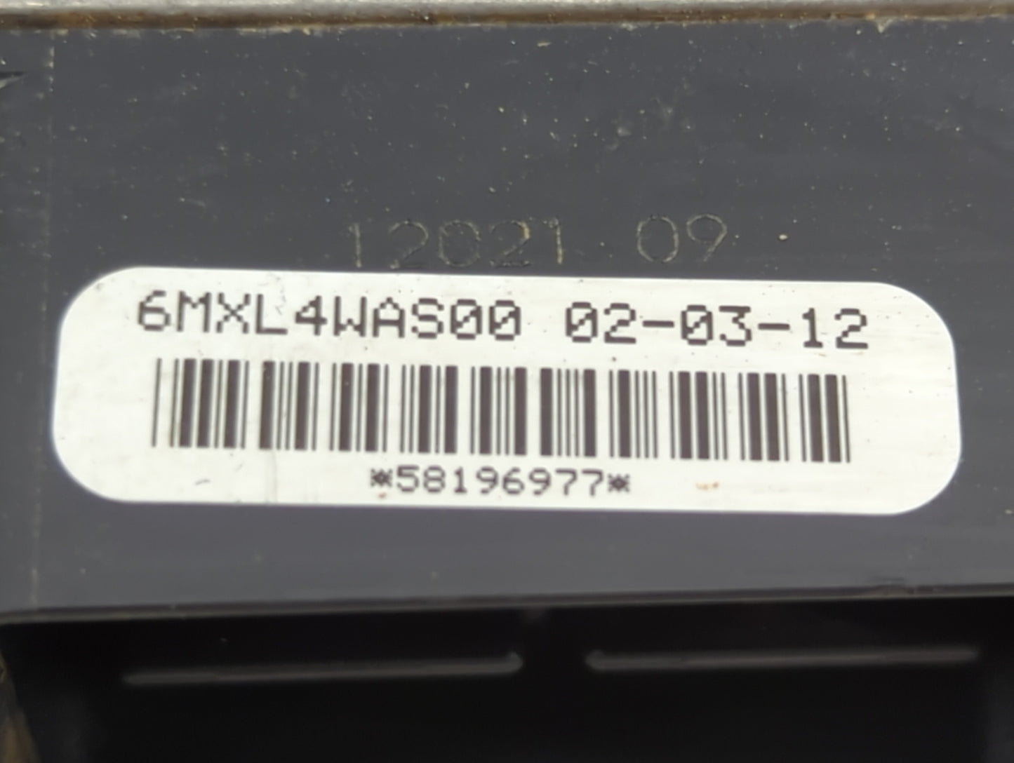 2011-2012 Ford Fusion PCM Engine Control Computer ECU ECM PCU OEM P/N:6MXL4WAS00 58196977 Fits Fits 2011 2012 OEM Used Auto 