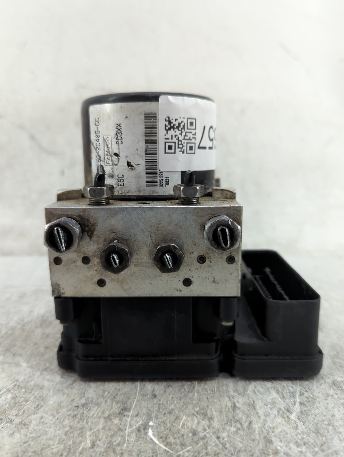 2010-2012 Ford Fusion ABS Pump Control Module Replacement P/N:BE5C-2C405-CC BE5C-2C219-CB Fits Fits 2010 2011 2012 OEM Used 