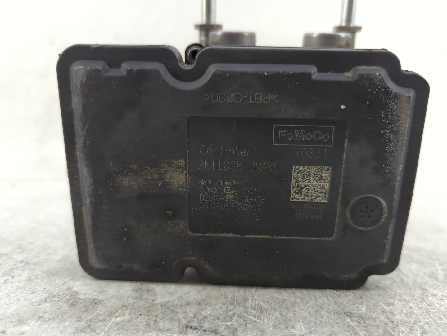 2010-2012 Ford Fusion ABS Pump Control Module Replacement P/N:BE5C-2C405-CC BE5C-2C219-CB Fits Fits 2010 2011 2012 OEM Used 