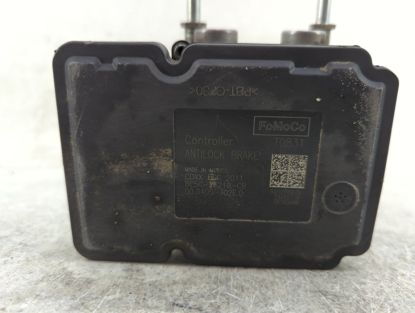 2010-2012 Ford Fusion ABS Pump Control Module Replacement P/N:BE5C-2C405-CC BE5C-2C219-CB Fits Fits 2010 2011 2012 OEM Used 