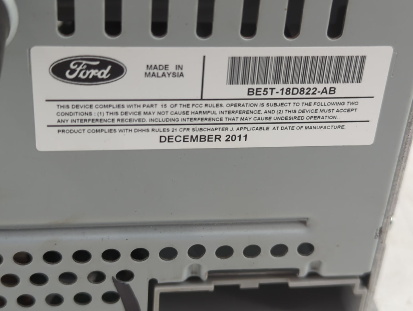 2010-2012 Ford Fusion Radio AM FM Cd Player Receiver Replacement P/N:BE5T-18D822-AB Fits Fits 2010 2011 2012 OEM Used Auto P