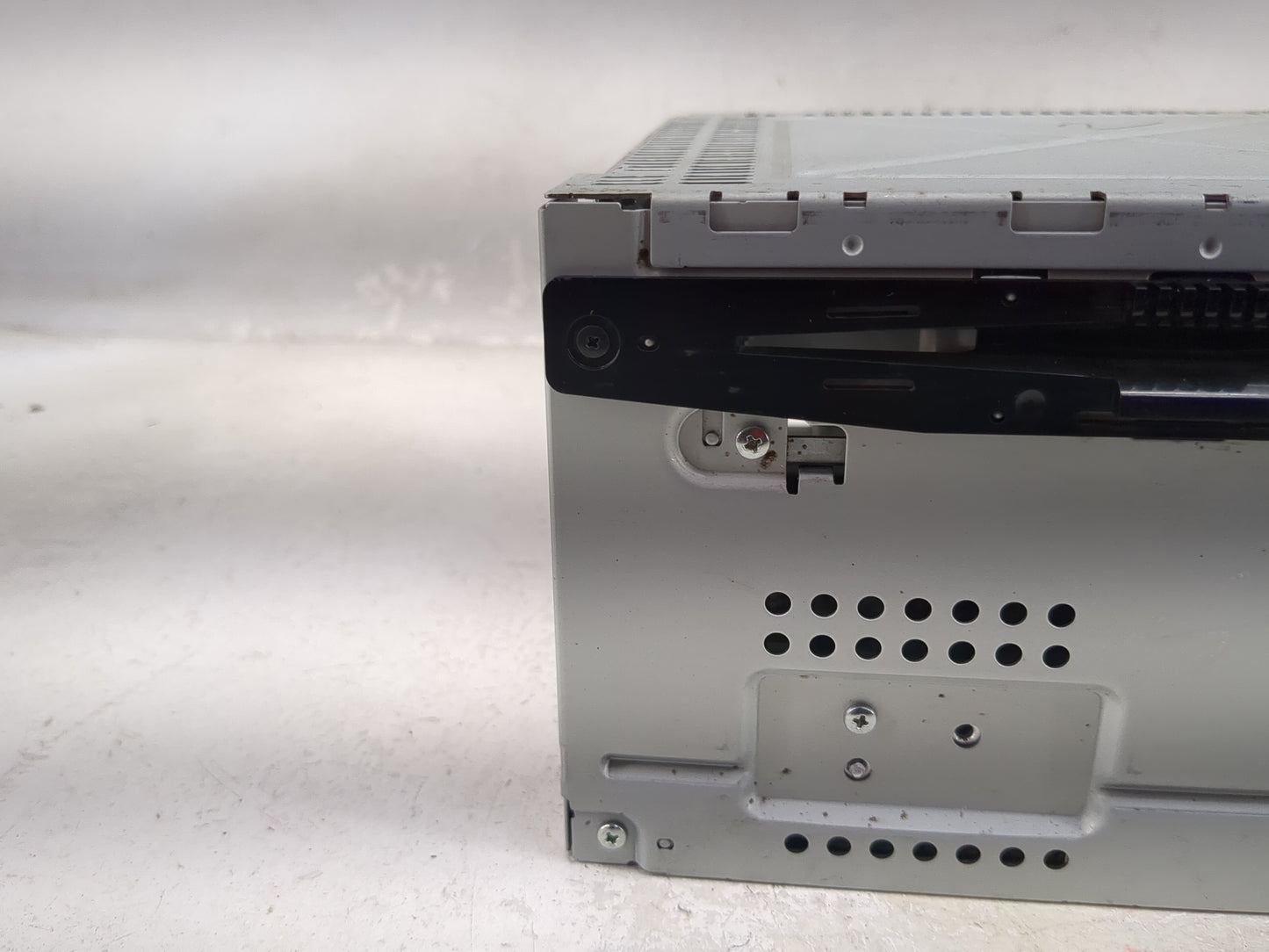 2011-2012 Ford Fusion Radio AM FM Cd Player Receiver Replacement P/N:BE5T-18D822-AB Fits Fits 2011 2012 OEM Used Auto Parts 