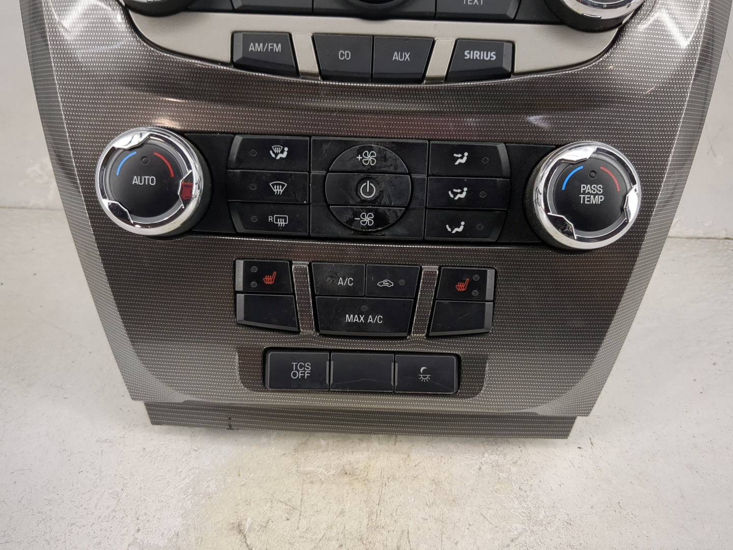 2010-2012 Ford Fusion Radio Control Panel 1469804 - Oemusedautoparts1.com