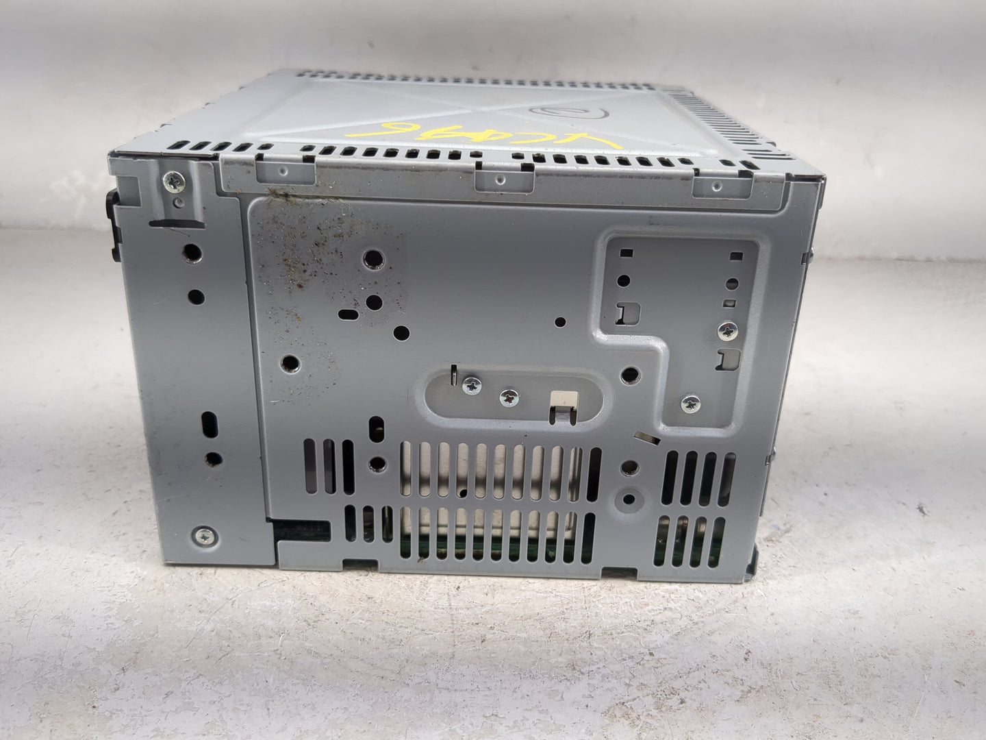 2011 Ford Fusion Radio AM FM Cd Player Receiver Replacement P/N:BE5T-19C159-AB Fits OEM Used Auto Parts - Oemusedautoparts1.