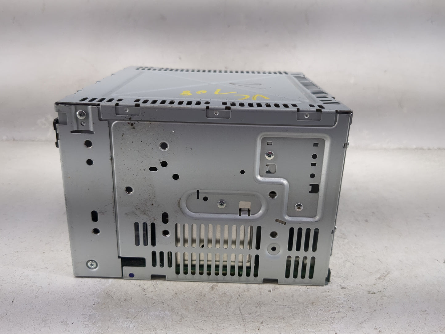 2011-2012 Ford Fusion Radio AM FM Cd Player Receiver Replacement P/N:BE5T-18D822-AB Fits Fits 2011 2012 OEM Used Auto Parts 