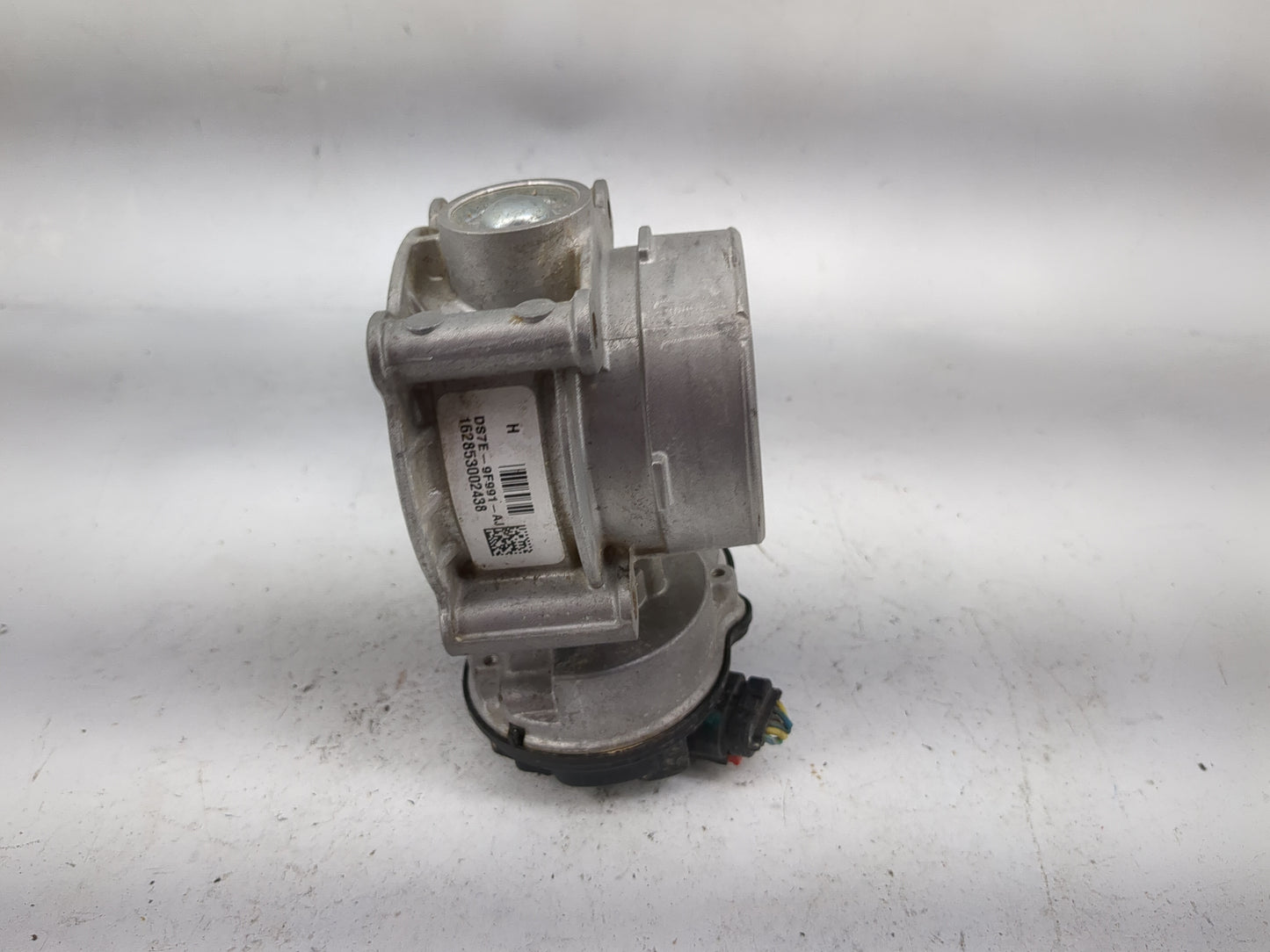 2013-2020 Ford Fusion Throttle Body P/N:DS7E-9F991-AJ Fits Fits 2013 2014 2015 2016 2017 2018 2019 2020 2021 2022 OEM Used A