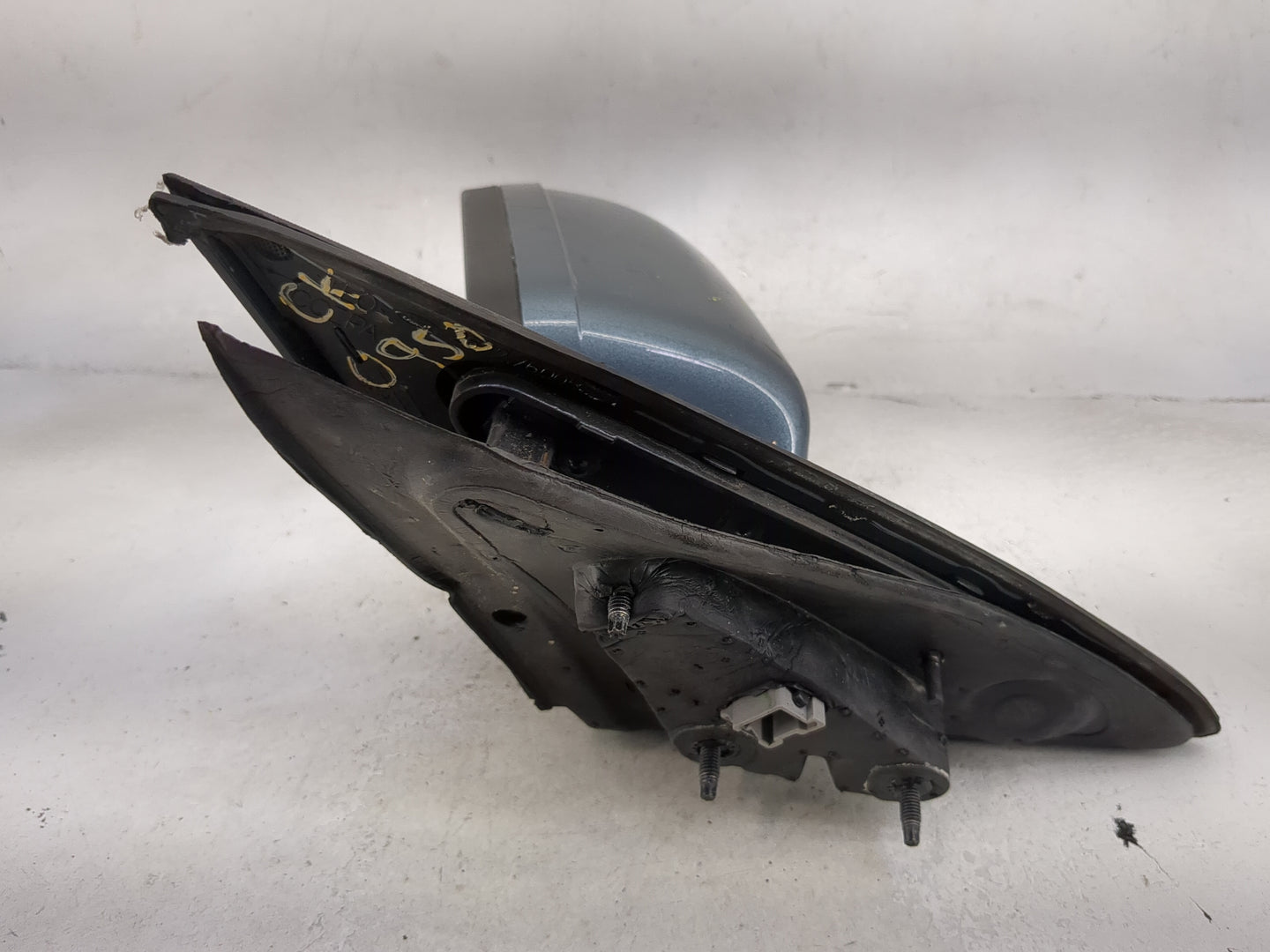 2011-2012 Ford Fusion Driver Side View Mirror - Left Door Mirror OEM Used - Oemusedautoparts1.com
