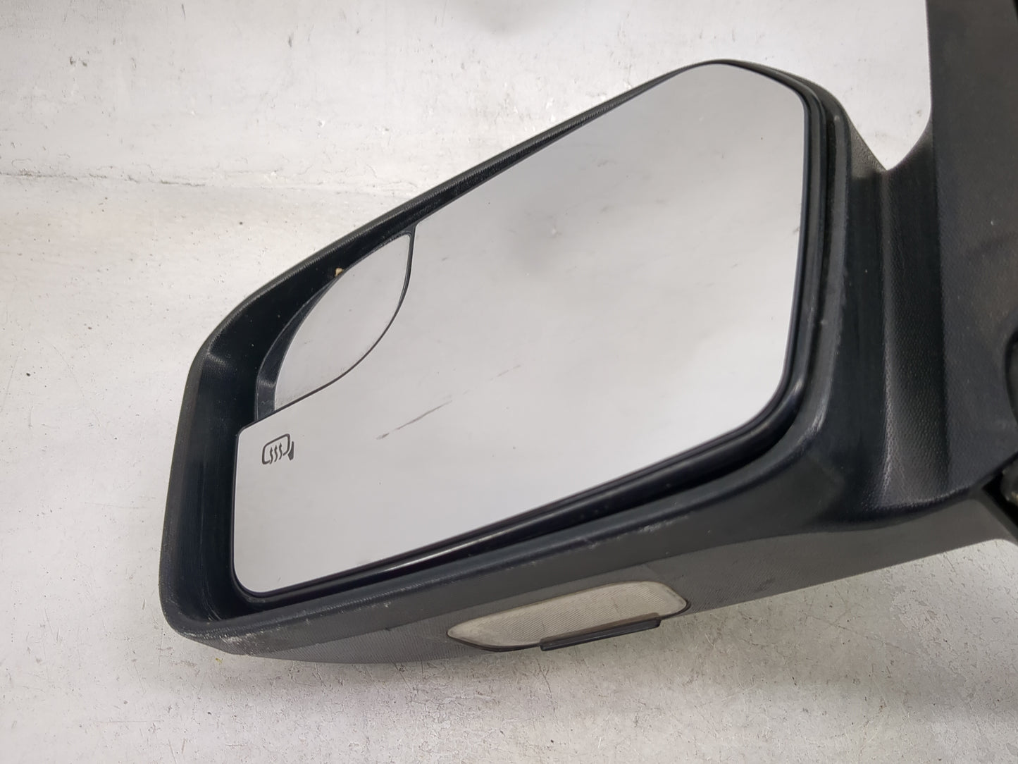 2011-2012 Ford Fusion Driver Side View Mirror - Left Door Mirror OEM Used - Oemusedautoparts1.com