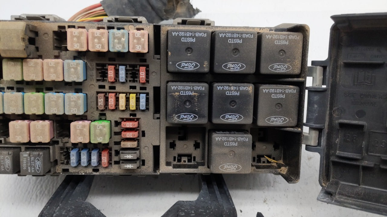 2010-2012 Ford Fusion Fusebox Fuse Box Panel Relay Module P/N:6E5T-14A003-AB BE5T-14290-E Fits Fits 2010 2011 2012 OEM Used 