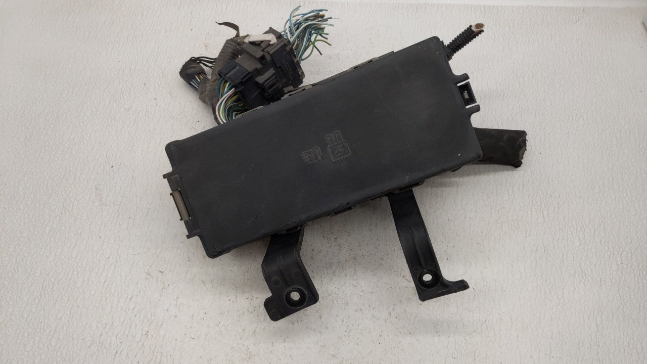 2010-2012 Ford Fusion Fusebox Fuse Box Panel Relay Module P/N:6E5T-14A003-AB BE5T-14290-E Fits Fits 2010 2011 2012 OEM Used 