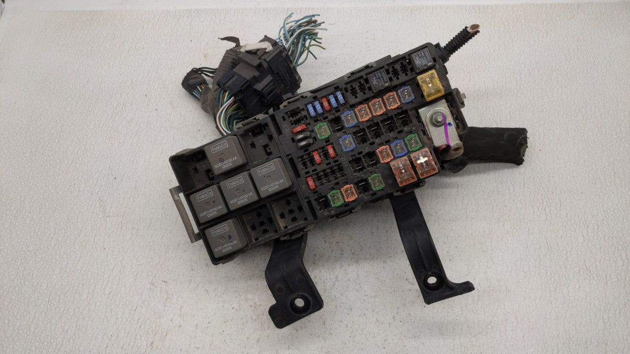 2010-2012 Ford Fusion Fusebox Fuse Box Panel Relay Module P/N:6E5T-14A003-AB BE5T-14290-E Fits Fits 2010 2011 2012 OEM Used 