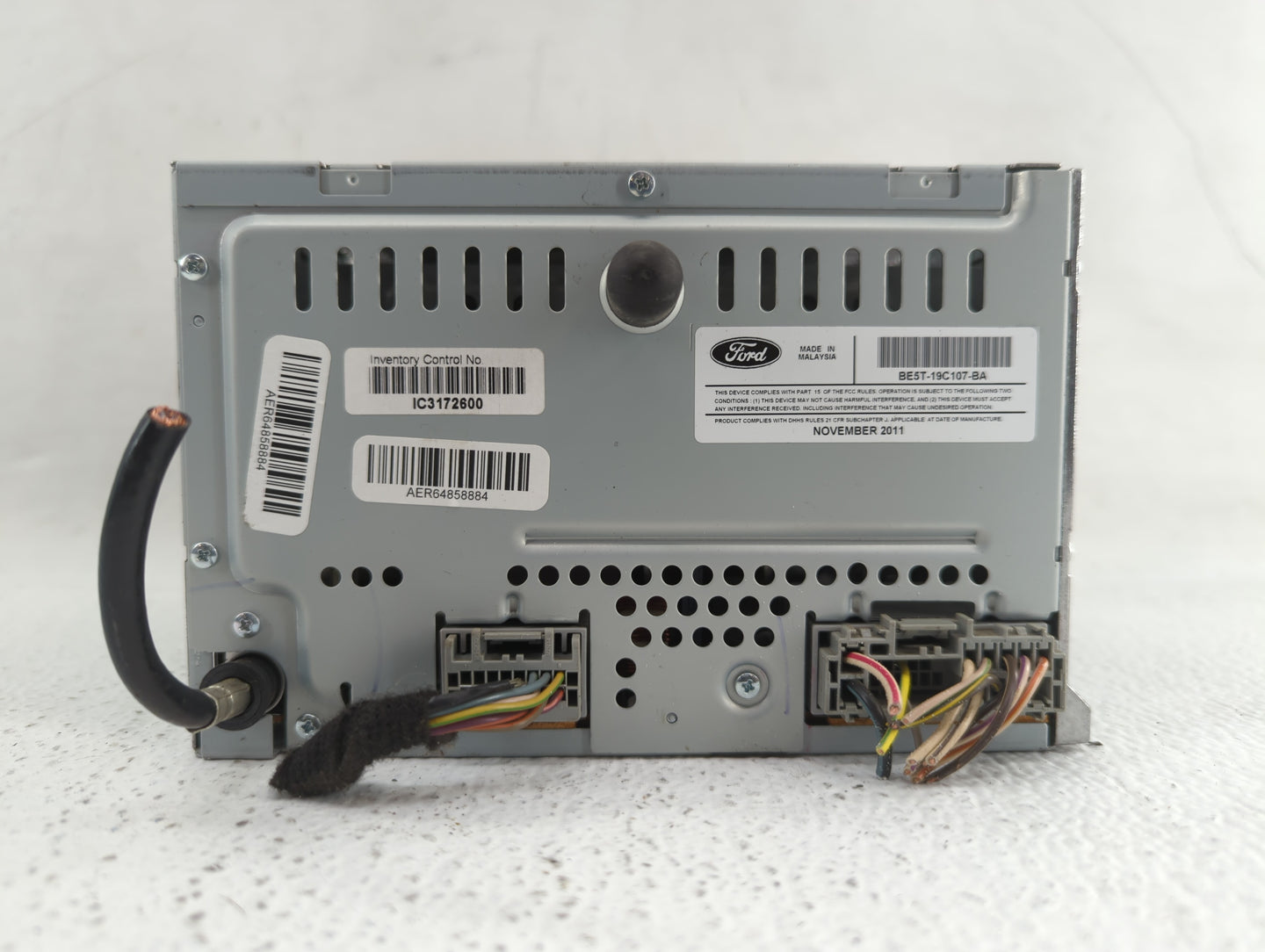 2010-2012 Ford Fusion Am Fm Cd Player Radio Receiver - Oemusedautoparts1.com