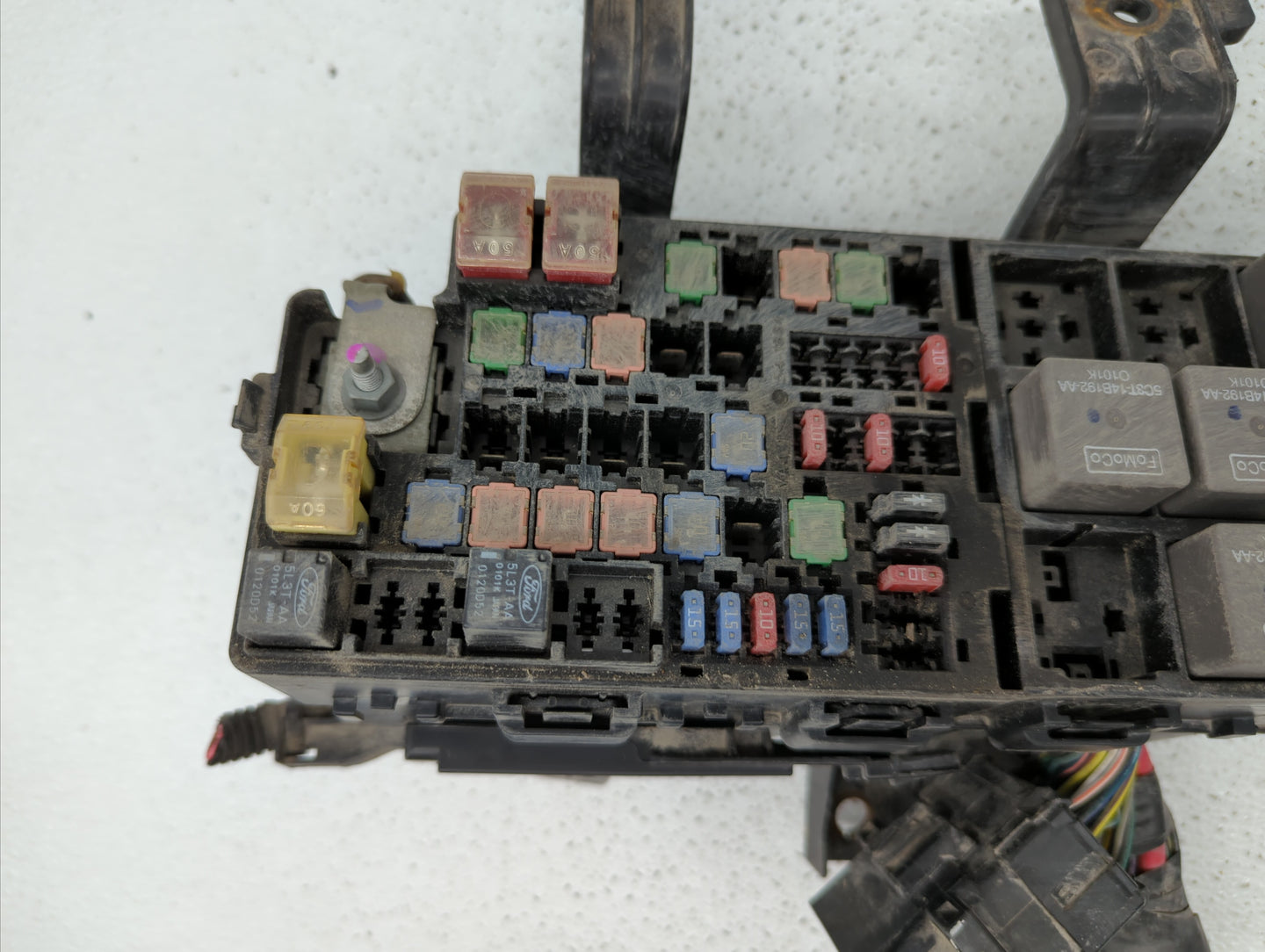 2010-2012 Ford Fusion Fusebox Fuse Box Panel Relay Module P/N:AE5T-14290-E 6E5T-14A003-AB, BE5T-14290-E Fits Fits 2010 2011 