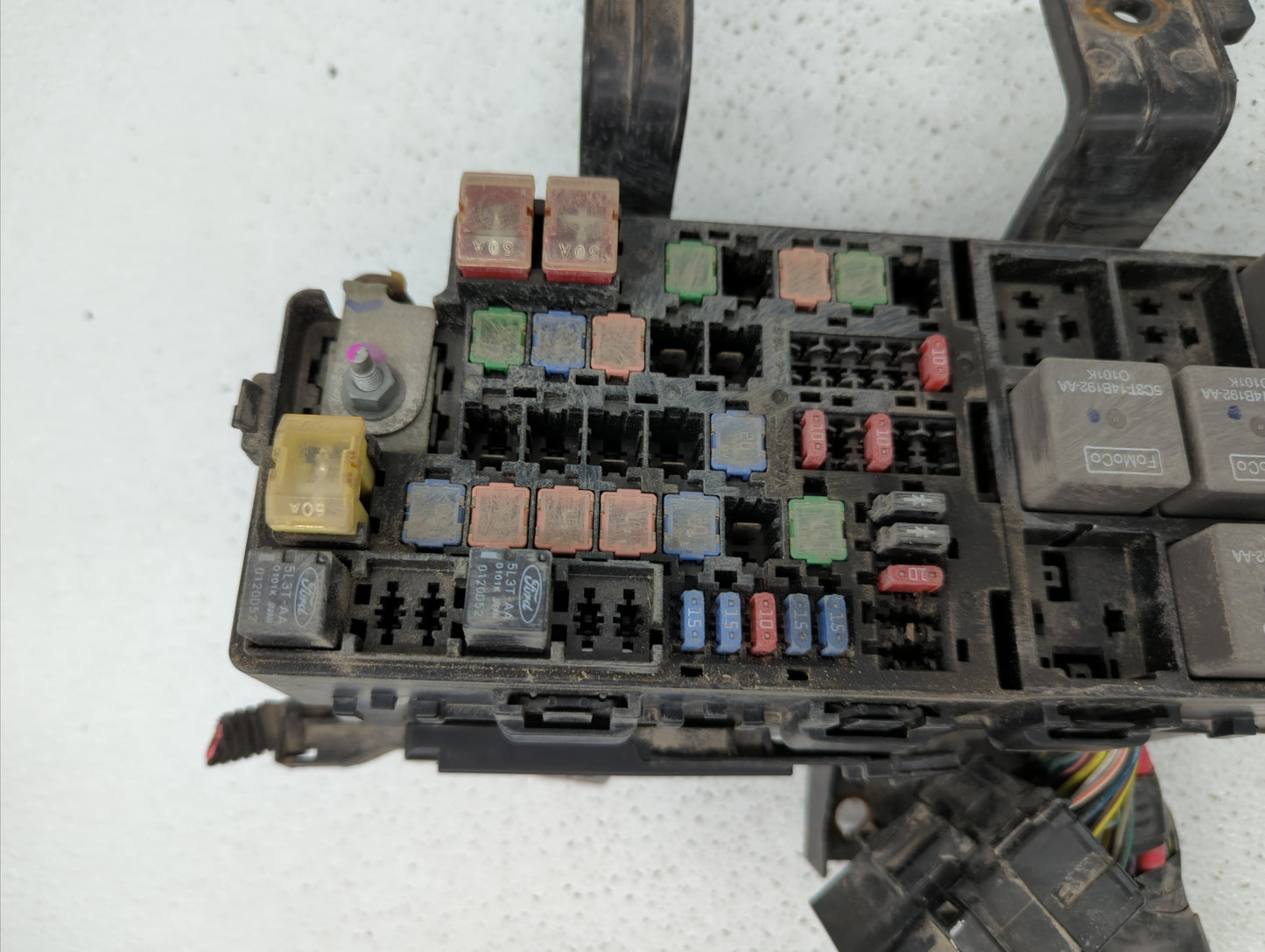 2010-2012 Ford Fusion Fusebox Fuse Box Panel Relay Module P/N:AE5T-14290-E 6E5T-14A003-AB, BE5T-14290-E Fits Fits 2010 2011 