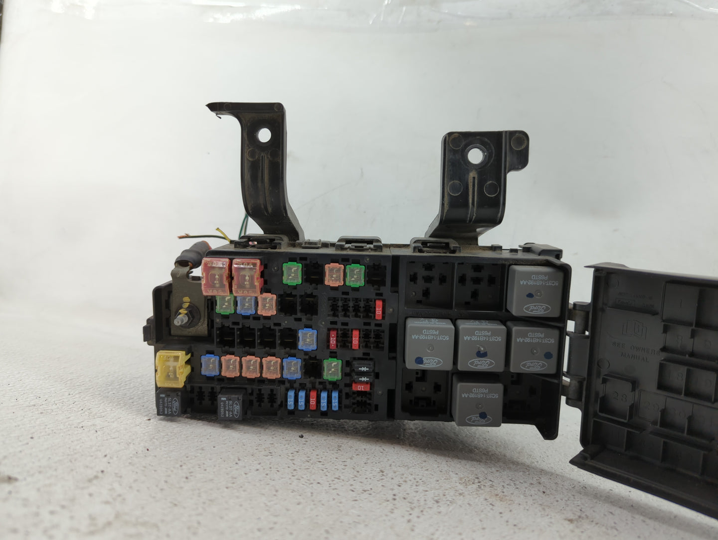2010-2012 Ford Fusion Fusebox Fuse Box Panel Relay Module P/N:AE5T-14290-E 6E5T-14A003-AB, BE5T-14290-E Fits Fits 2010 2011 