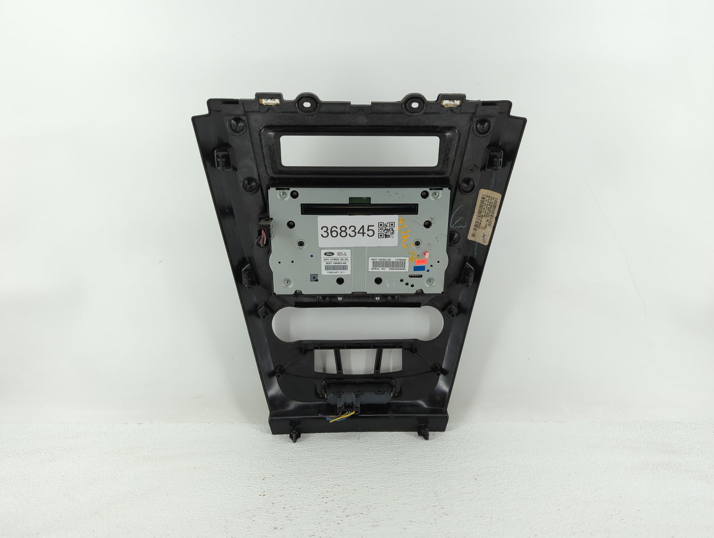 2010-2012 Ford Fusion Radio Control Panel - Oemusedautoparts1.com