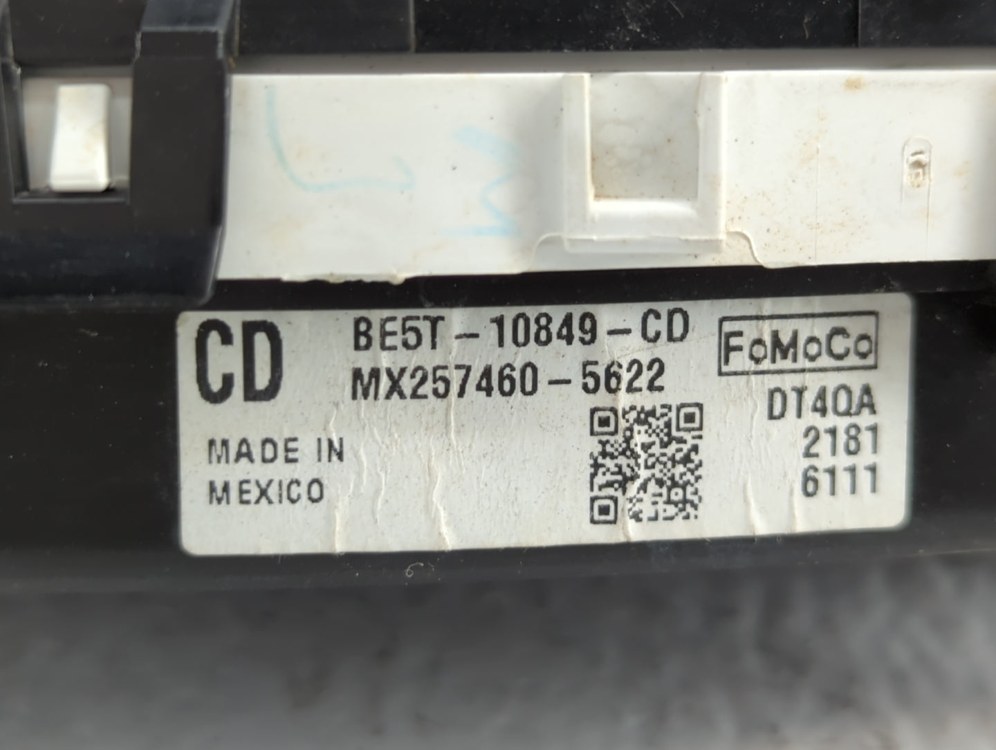 2011-2012 Ford Fusion Instrument Cluster Speedometer Gauges P/N:BE5T-10849-CD Fits Fits 2011 2012 OEM Used Auto Parts - Oemu