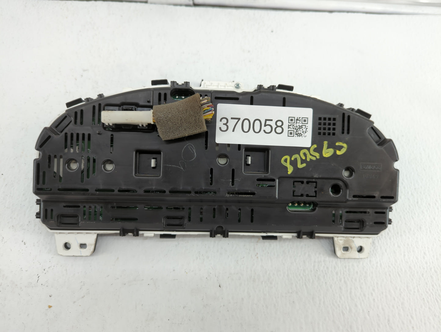 2011-2012 Ford Fusion Instrument Cluster Speedometer Gauges P/N:BE5T-10849-CD Fits Fits 2011 2012 OEM Used Auto Parts - Oemu