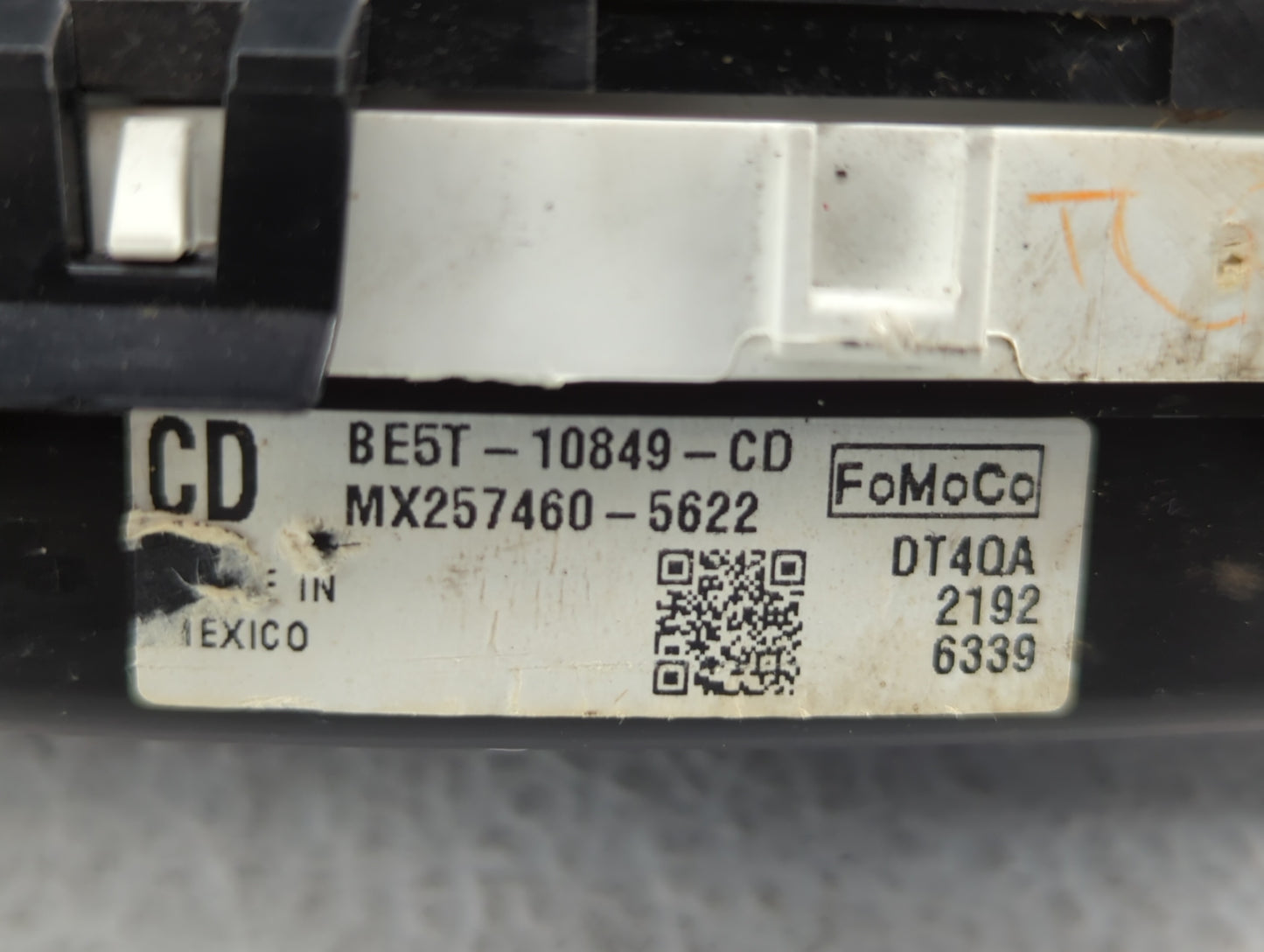 2011-2012 Ford Fusion Instrument Cluster Speedometer Gauges P/N:BE5T-10849-CD Fits Fits 2011 2012 OEM Used Auto Parts - Oemu