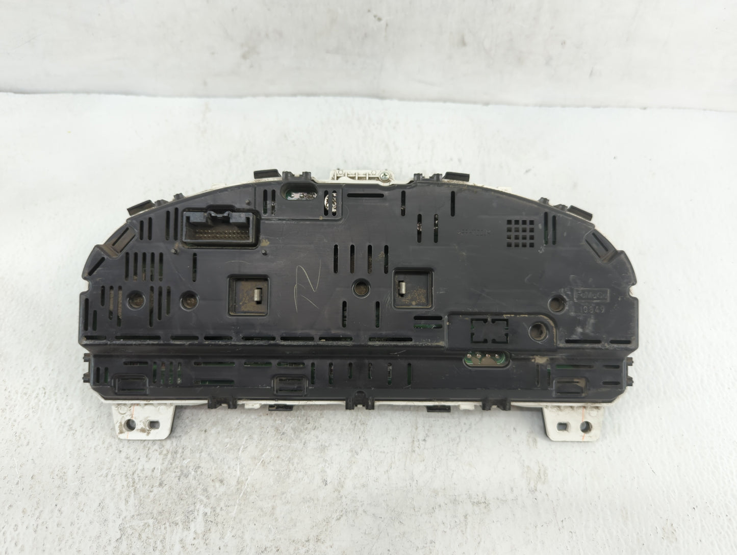 2011-2012 Ford Fusion Instrument Cluster Speedometer Gauges P/N:BE5T-10849-CD Fits Fits 2011 2012 OEM Used Auto Parts - Oemu