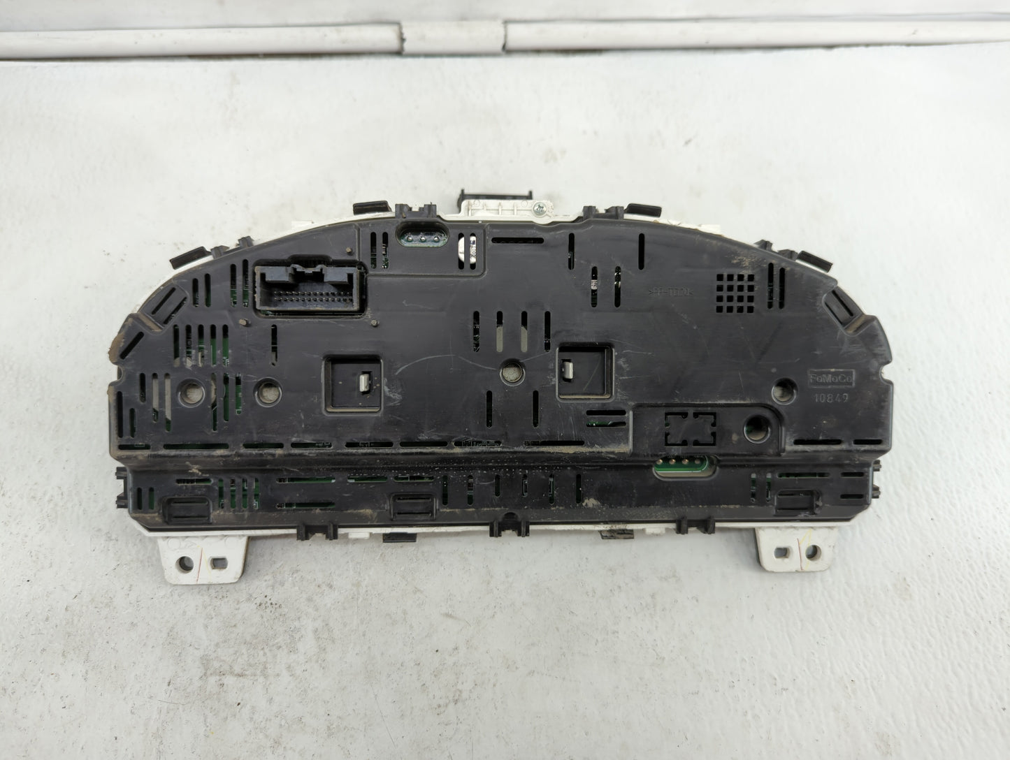 2011-2012 Ford Fusion Instrument Cluster Speedometer Gauges P/N:BE5T-10849-CD Fits Fits 2011 2012 OEM Used Auto Parts - Oemu